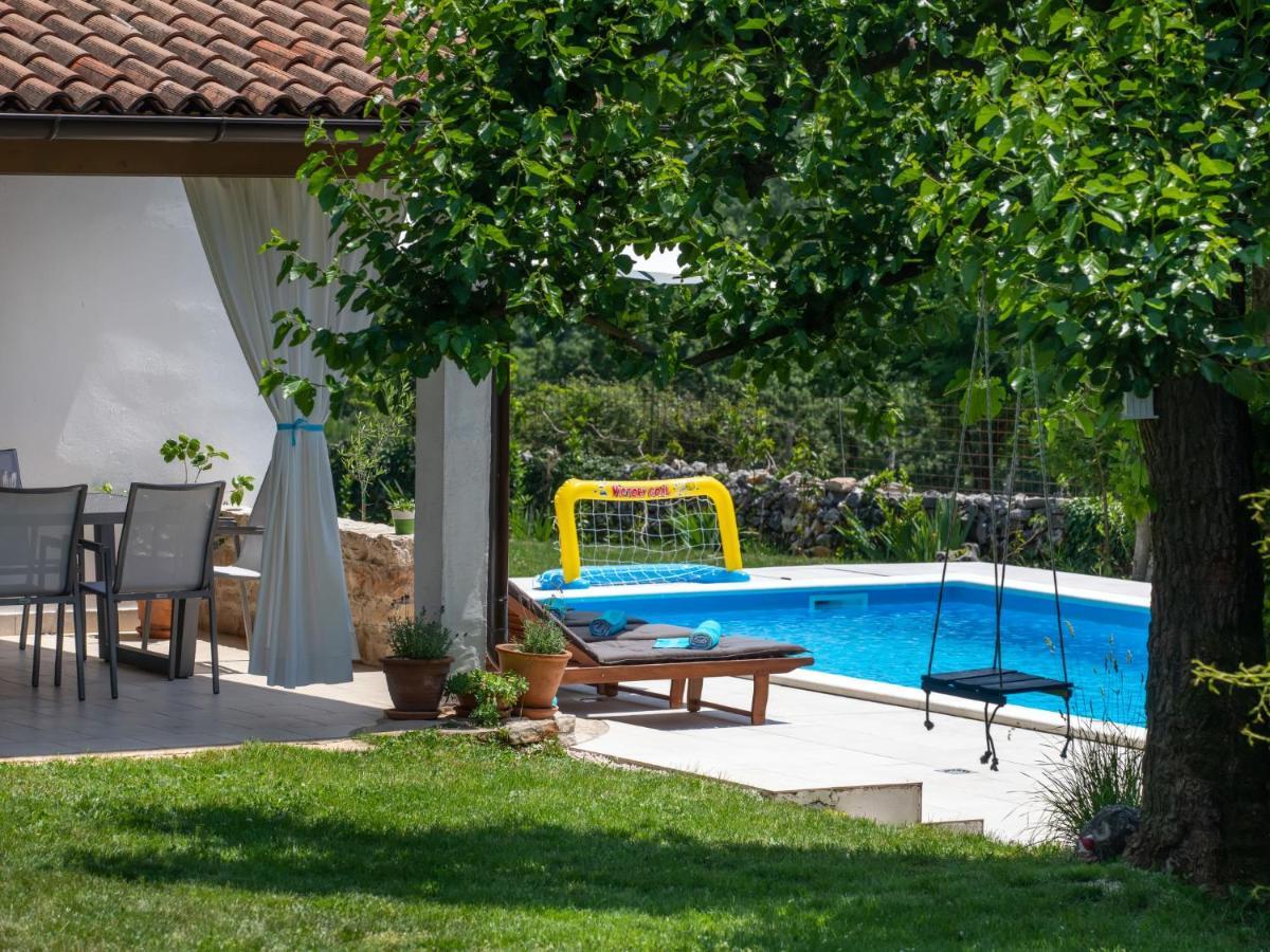 Holiday Home Marija - Roj422 By Interhome Zminj Exterior photo