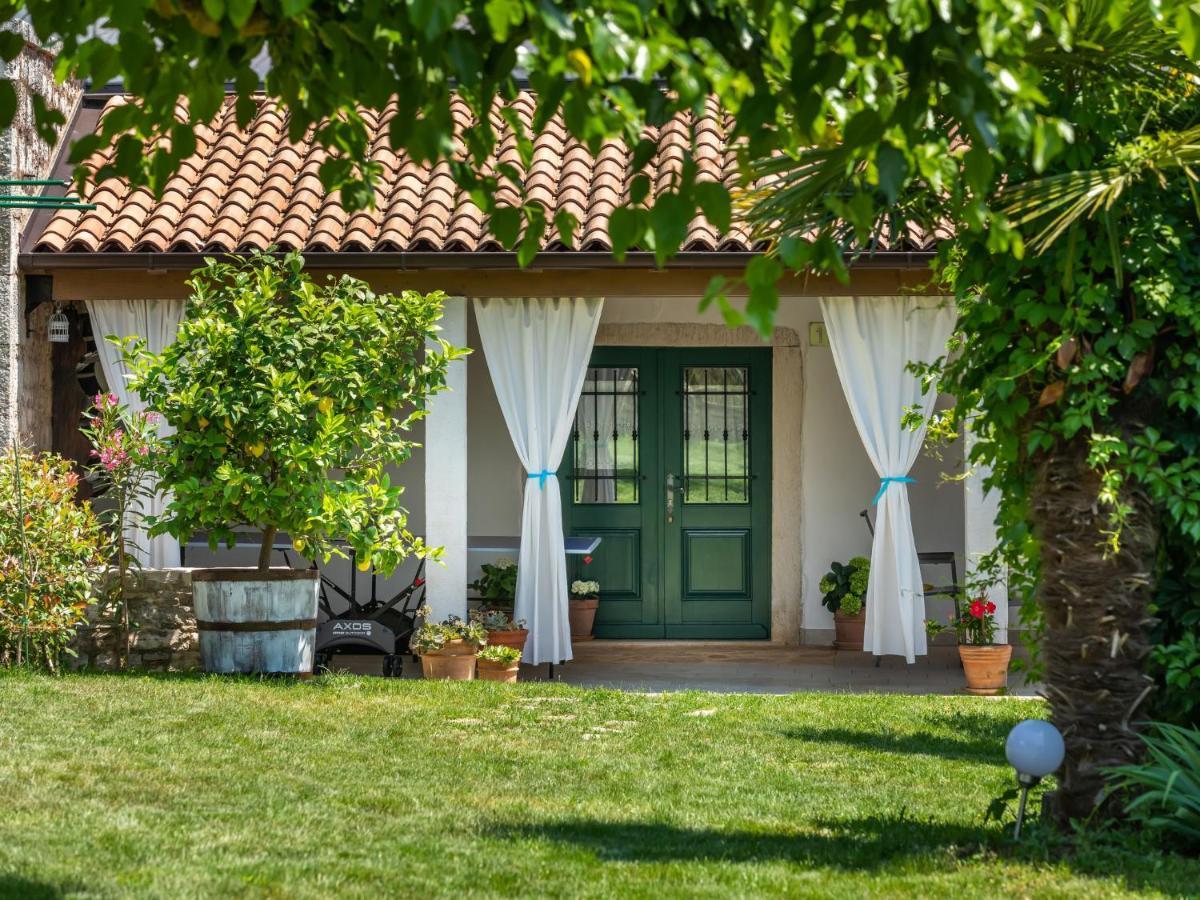 Holiday Home Marija - Roj422 By Interhome Zminj Exterior photo