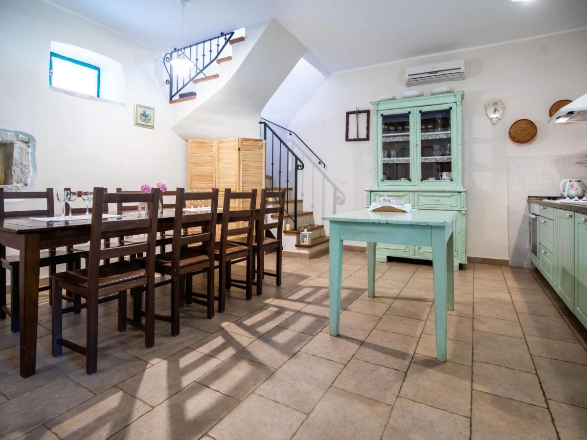 Holiday Home Marija - Roj422 By Interhome Zminj Exterior photo