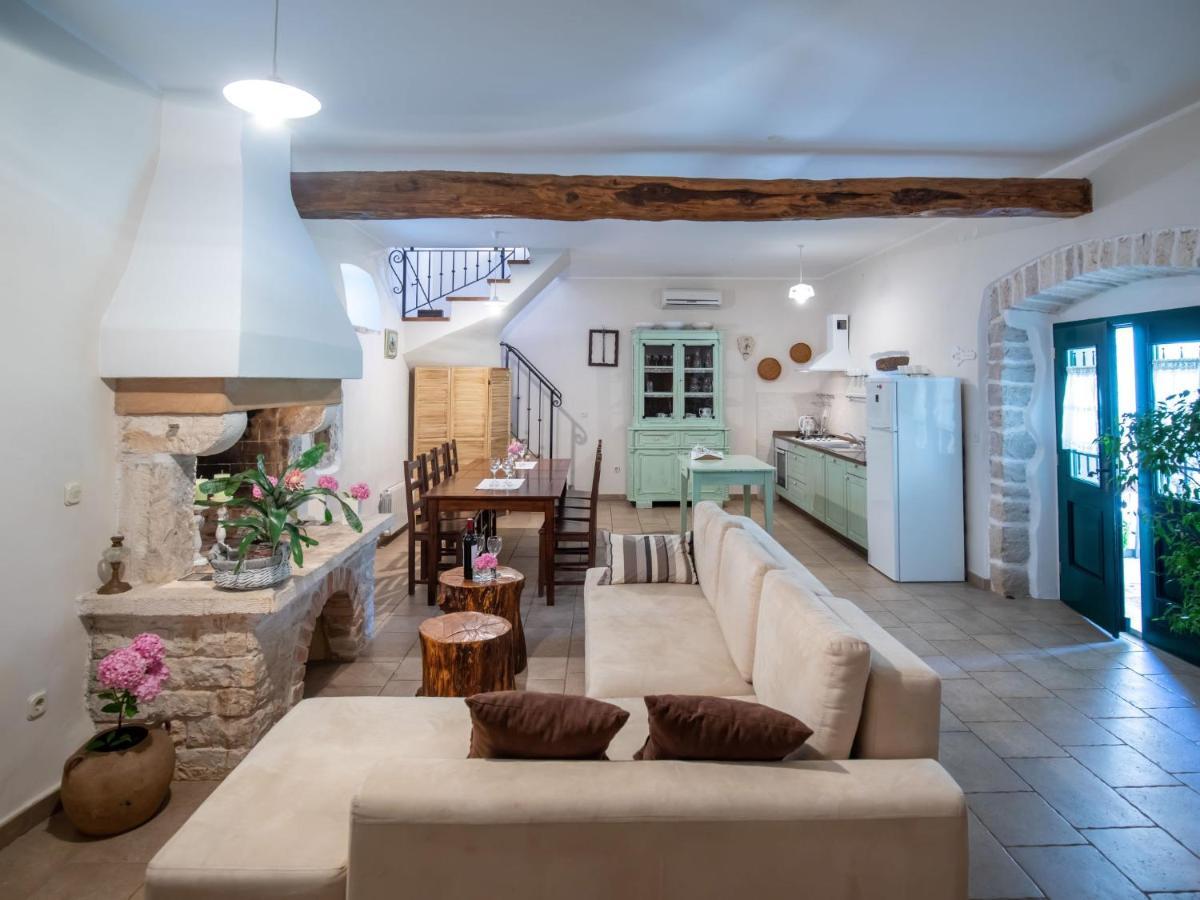 Holiday Home Marija - Roj422 By Interhome Zminj Exterior photo